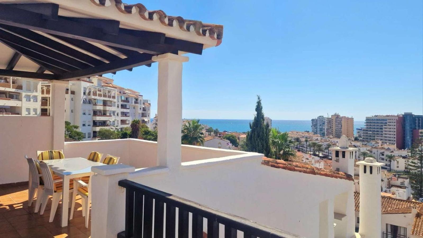 Apartment Wonderful 3 Bedroom With Two Spacious Terraces