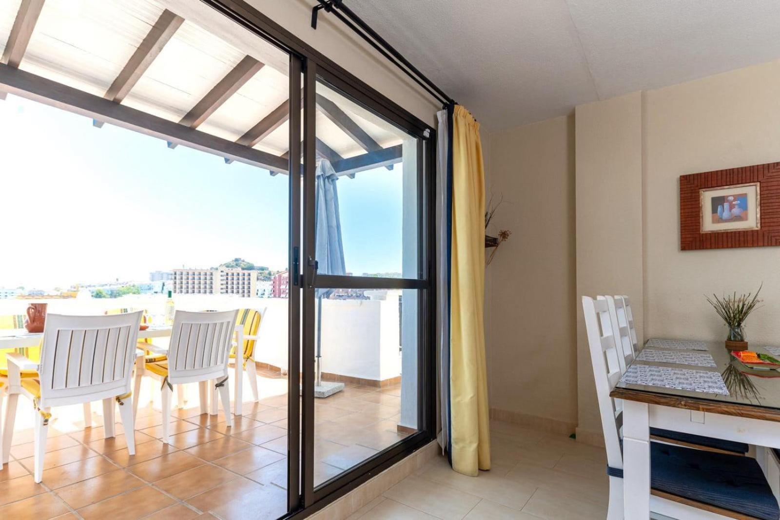Wonderful 3 Bedroom With Two Spacious Terraces Benalmádena